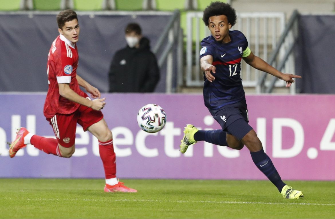 Sky Sports journalist discusses Jules Kounde to Chelsea dilemma